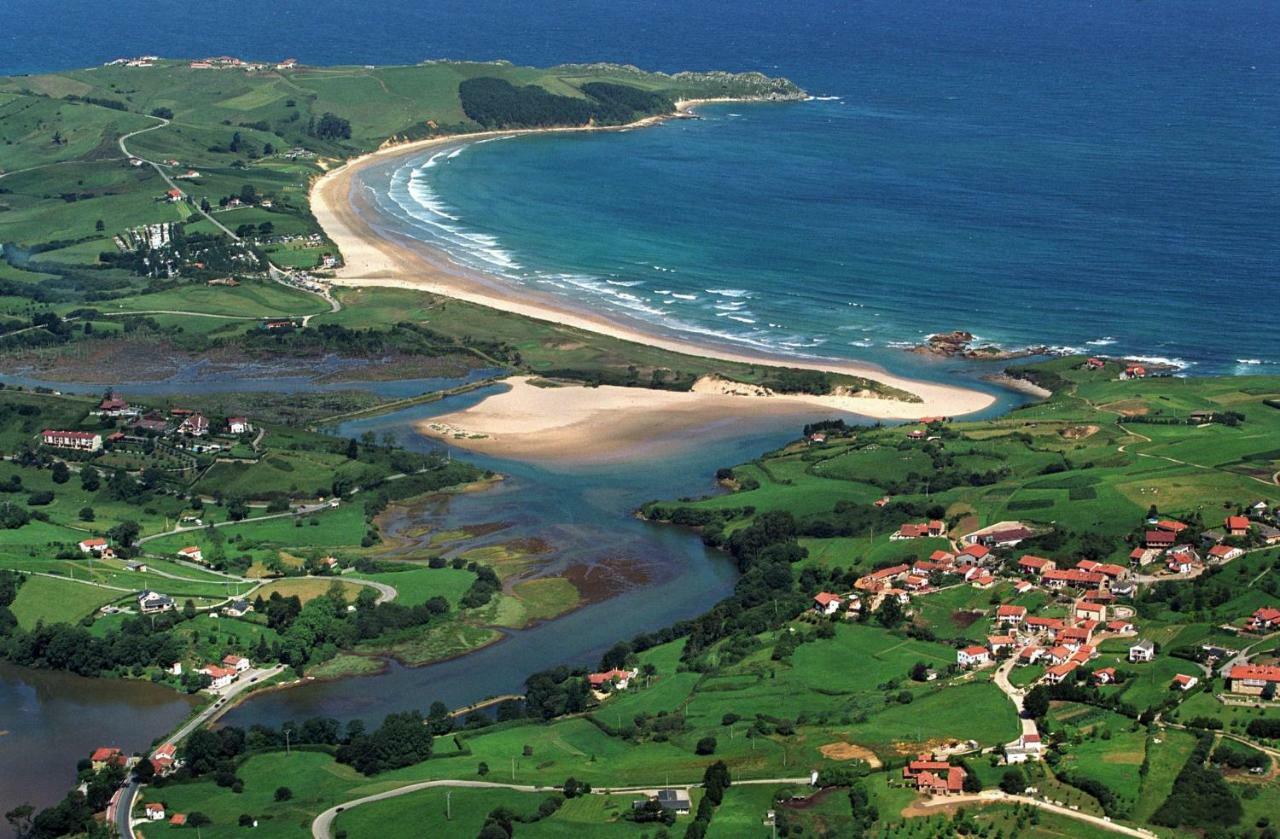 Dunas De Oyambre Hotel Comillas Buitenkant foto